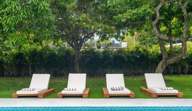 Casa Di Ace. Luxury Miami Home with Private Racket Sports Court