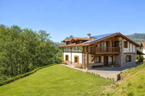 Casa Eizaola | Naturaleza y Encanto en Etxalar