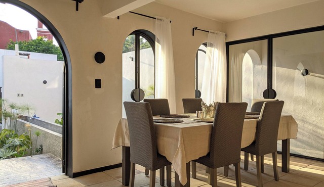 Casa Eladia, Arquitectura y Descanso