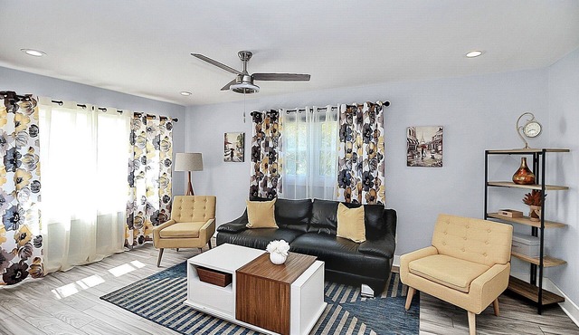 Casa Ella – Near Kings Mountain Park – Sleeps 6