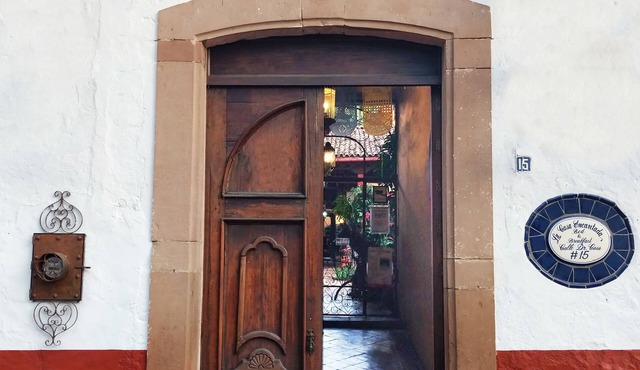 Casa Encantada