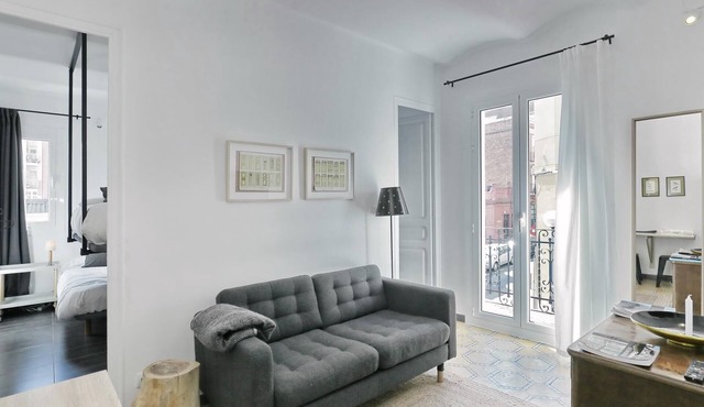 Casa Nanit Apt A near Camp Nou