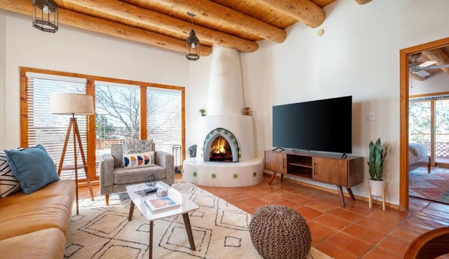 Casa Escondido- Quiet, Decks, 3BR, El Dorado