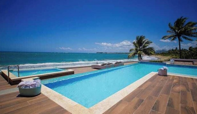 Casa Estefania | Luxury 10BR Oceanfront Villa