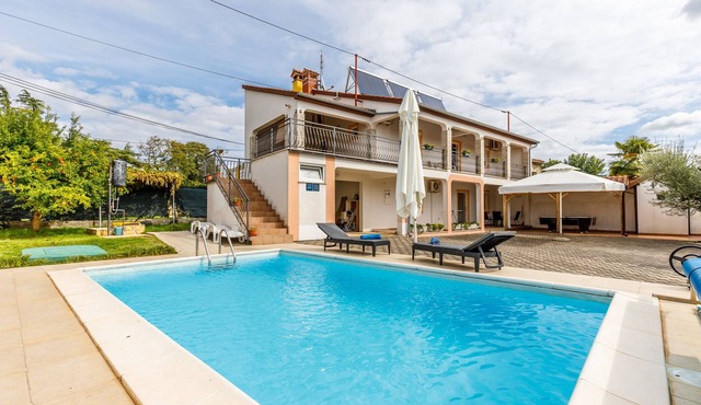 Casa Etruscana - Ferienhaus mit Privatem Swimmingpool und Überdachter Grillterra
