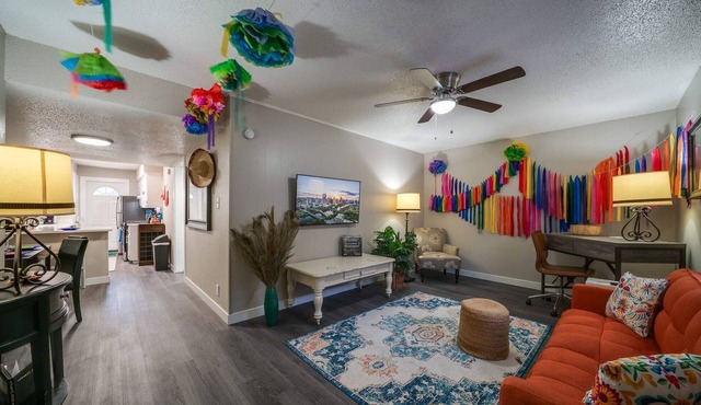 Casa Feliz - Festive SoCo apt1/1