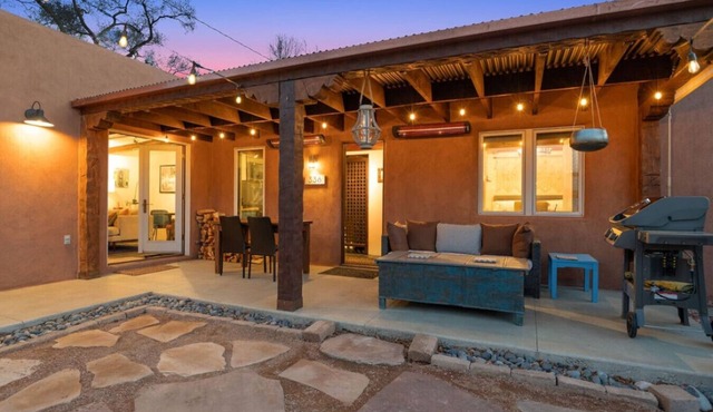 Casa Galeria- Hot Tub, Walk Everywhere!