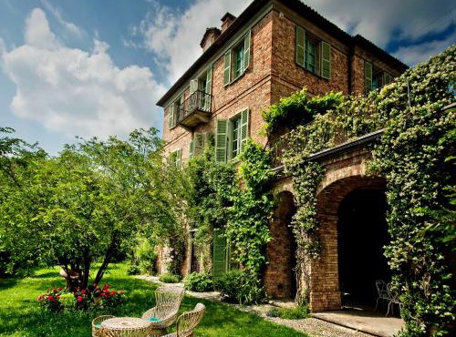 Casa Giulia in Castagnole Lanze