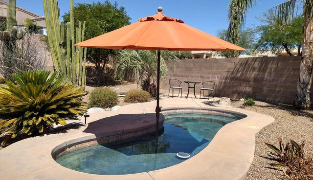 CASA GRIS-Heated spool-Bring your fur baby! Enjoy Naranja Park and bike trails.