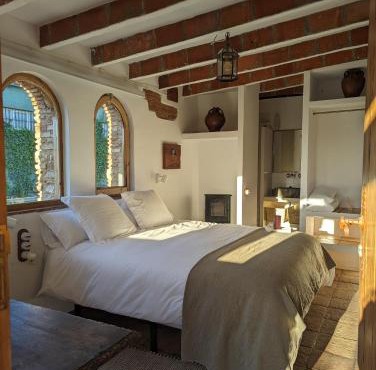 Casa Hostalets - Renovated casa in the middle of the olive trees near the beach