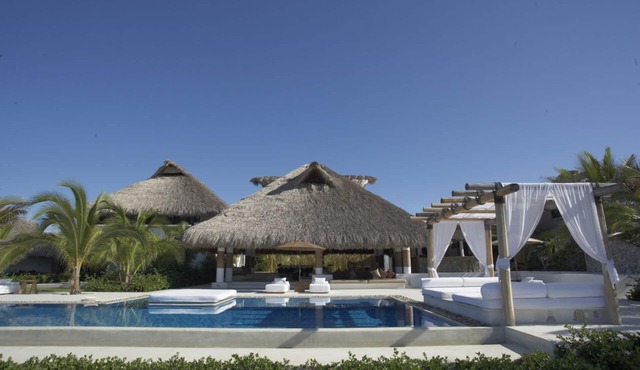CASA I. - Paradise on Oaxaca’s Coast + Exotic Living & Personalized Cuisine