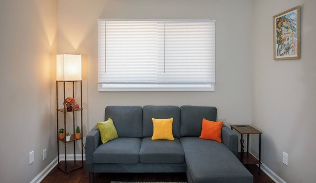 Casa Ivana - Cozy 1-bedroom apartment just off Vineville Ave