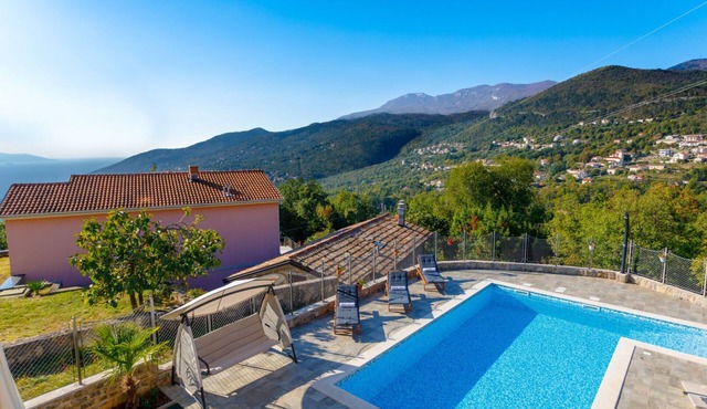 Casa Ivetta Sun Garden by Villas Guide