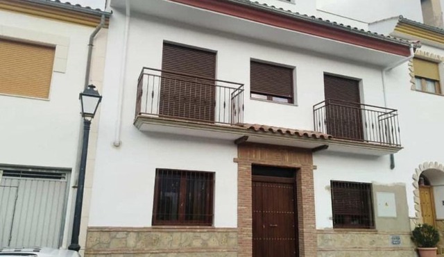 Casa Javi y Carmen 1 Iz