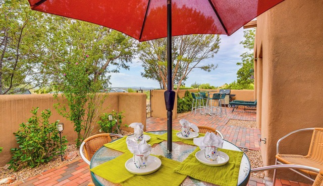 'Casa Jemez' Luxury Santa Fe Escape w/Mtn Views