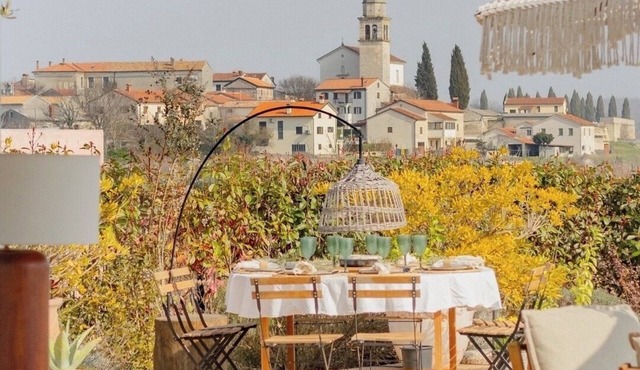 CASA JENA ISTRIA 4-Bedroom Villa with a Large Pool in Tranquil Istria CROATIA