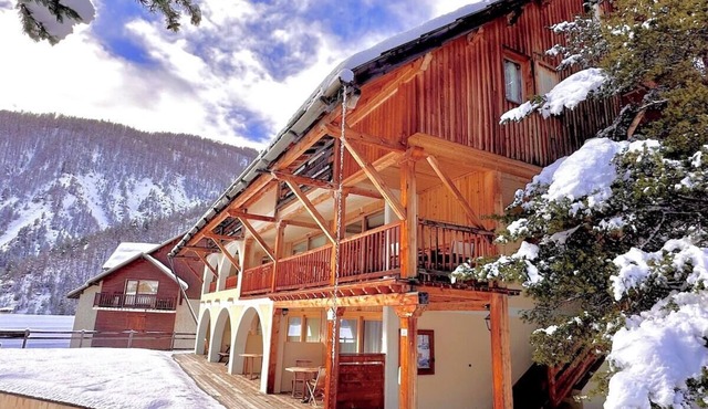 CASA-Joubarbe Super 4p terrasse plein sud Arvieux!