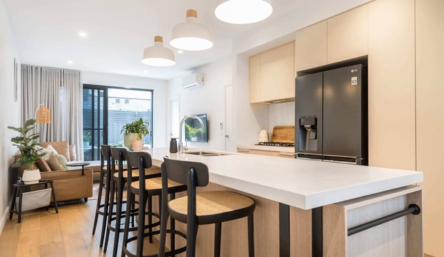 Casa Keys Summary: Ou