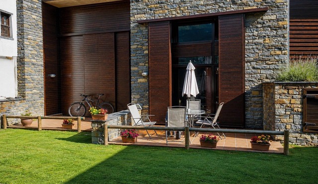 Casa La Pica with access to the garden