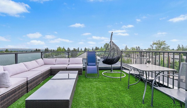 Casa Ladrillo ! Calgary's Most Vibrant and sought after modern Boutique home.