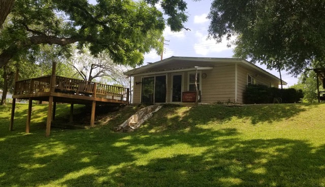 Casa Lago Lake Austin, Steiner Ranch Area 4500k Monthly Rental