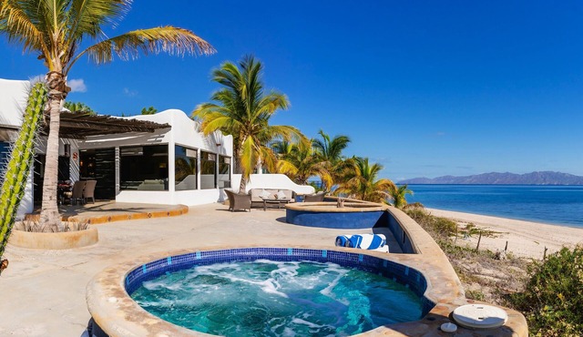 Casa Lana, Beachfront La Ventana