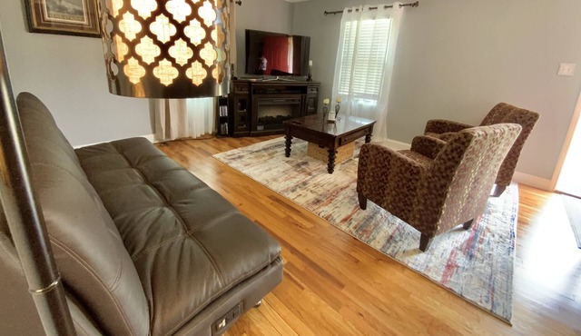 Casa Leon in the Heart of Lubbock and footsteps away from Texas Tech!