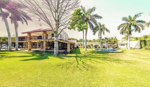 Casa Leonarda in Yautepec, Morelos family vacation and relaxation house