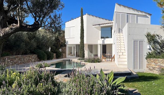 Casa Llevant: Exclusive villa with swimming pool in Cadaqués