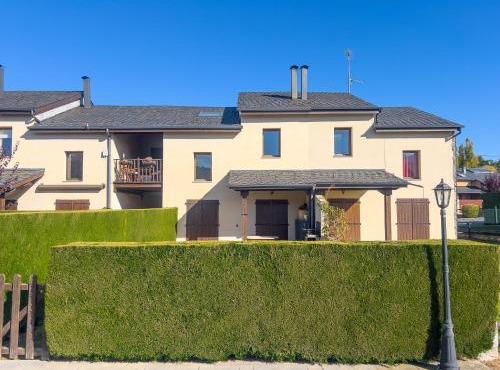 Casa Llum de Osseja