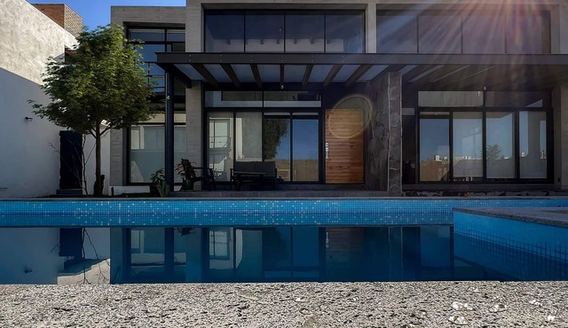Casa Loft a 5 min del Centro de Tequisquiapan con Terraza Frente a la Alberca