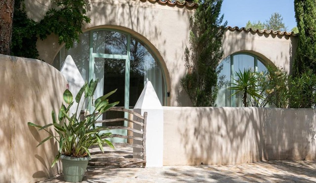 Casa Los Arcos at Masia Nur Sitges, Adults only