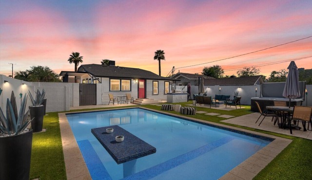 Casa Lumina Heated Pool Downtown Phoenix