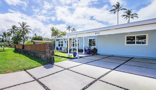 Casa Luna - Beautiful & Stylish Remodeled 4bd, 3bath, 2 kitchens Home in Kailua