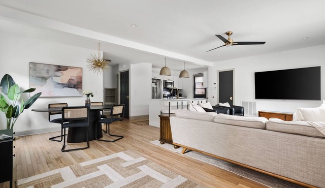 Casa Luna | Downtown | Hampton Park