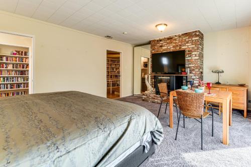 Casa Luna - Mtn Views in South San Francisco!