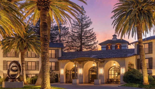 Casa Mani Resort Napa Valley, Curio Collection by Hilton