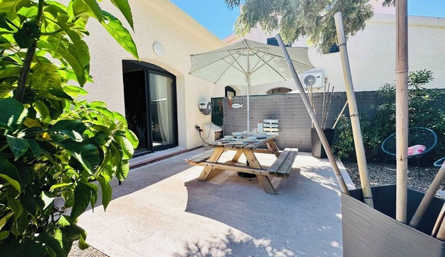 - Casa Marana - beachfront