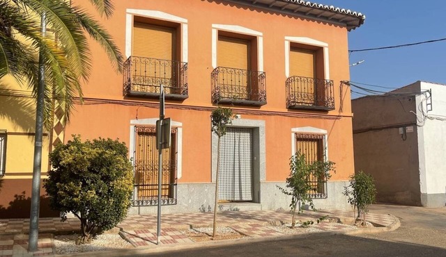 Casa Maria. Vivienda de uso Turístico Construida en 1900, en Camuñas
