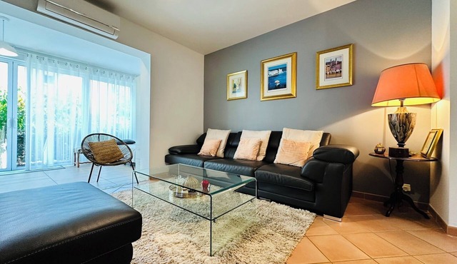- Casa Marina - Beachfront