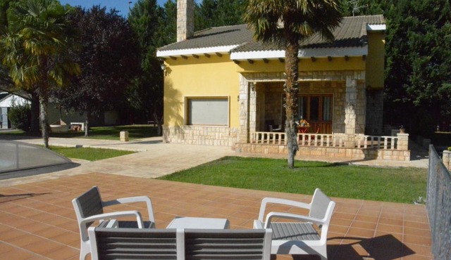Casa Martín, casa con jardín pensada para familias