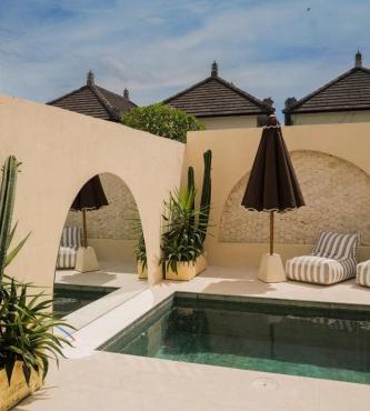 Casa Marzy Canggu NEW 2BR Villa with Rooftop, & Pool