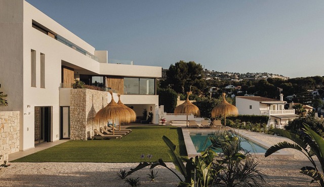 Casa Matine – Modern Villa with heated pool & sea view at the coast of Benissa