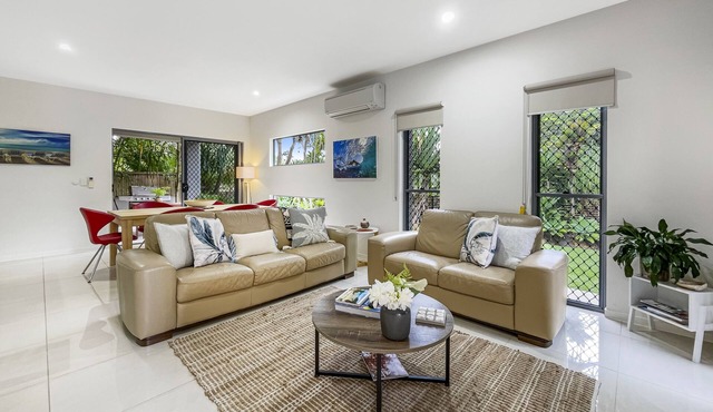 Casa Mia Retreat Luxury Family Home on Buderim. Pet friendly.