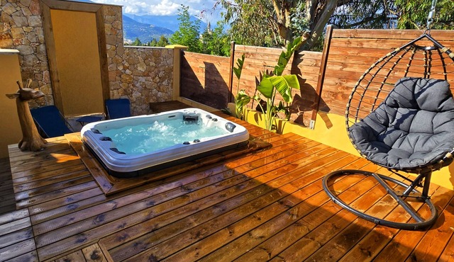 Casa Milesa House: SPA, quiet, 12 min from the sea, private parking