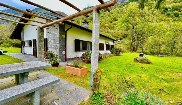 Casa Mima 1, Gerra Verzasca, Switzerland