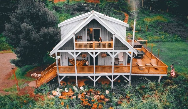 Casa Minnewaska Newly Renovated 5 acres & secluded