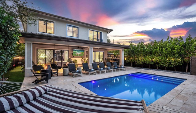 Casa Monstera | Heated Pool | Game Room | Golf