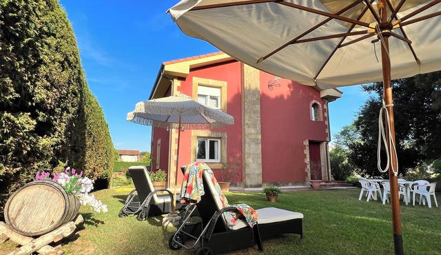 Casa Montañesa al Lado de la Playa
