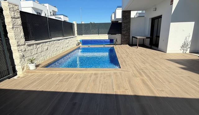 Casa Montgavina, villa in the heart of Vistabella Golf